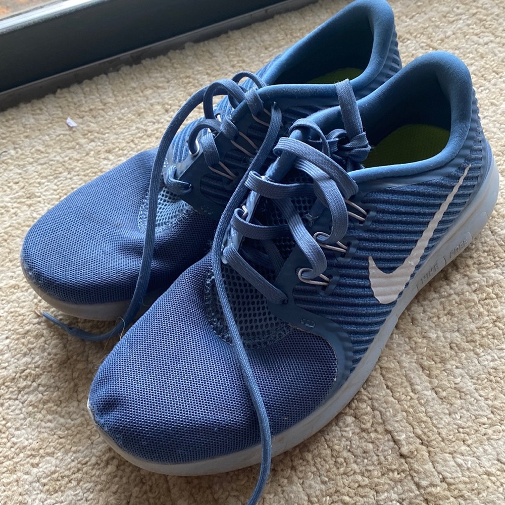 Nike Free Runs